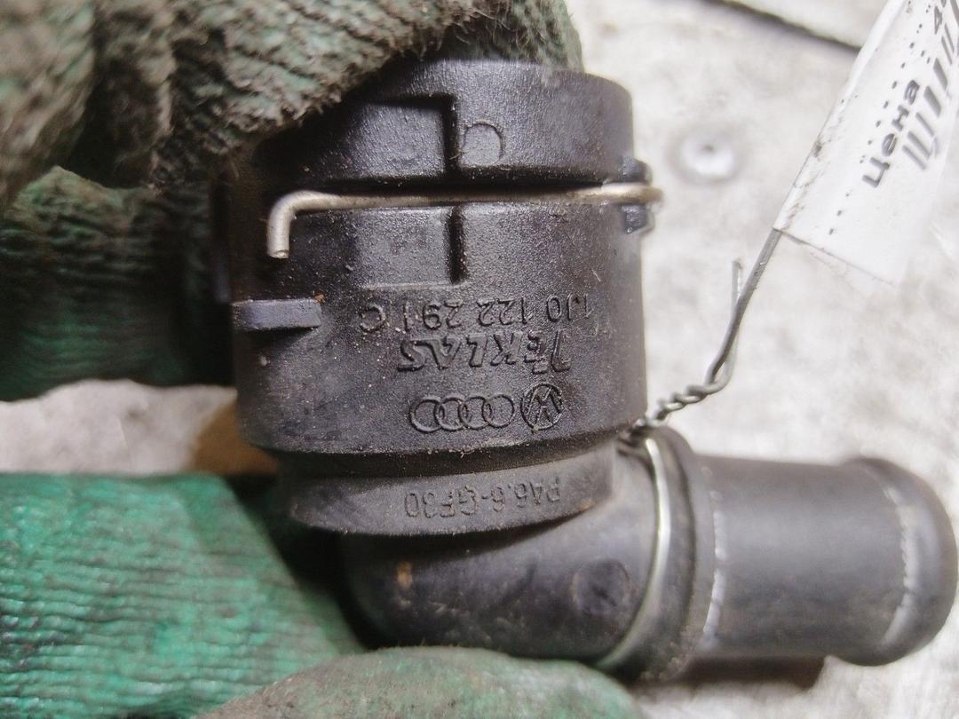 Патрубок отопителя (печки) YGQMSV Volkswagen Polo купить с доставкой