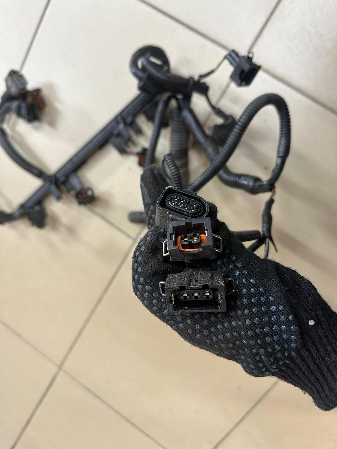 Проводка двигателя ZN0HH1 Audi A3 купить на авторазборке