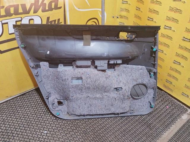 Обшивка двери задней правой (дверная карта) 3EIBN9 Toyota Avensis Verso купить с доставкой