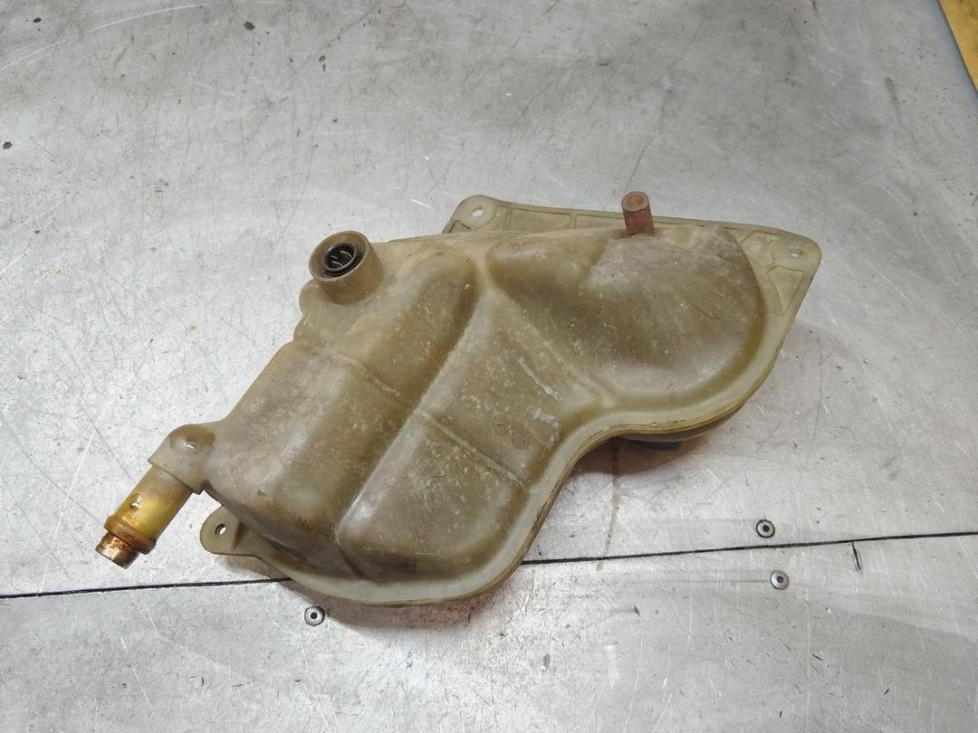 Бачок расширительный XVC6AB Audi A4 - Фото 3