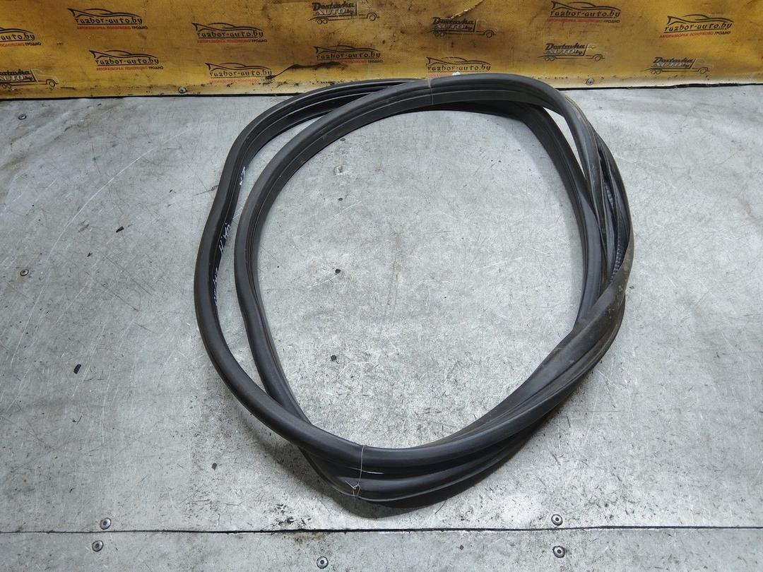 Уплотнитель двери задней правой 8V3VCK Opel Astra купить