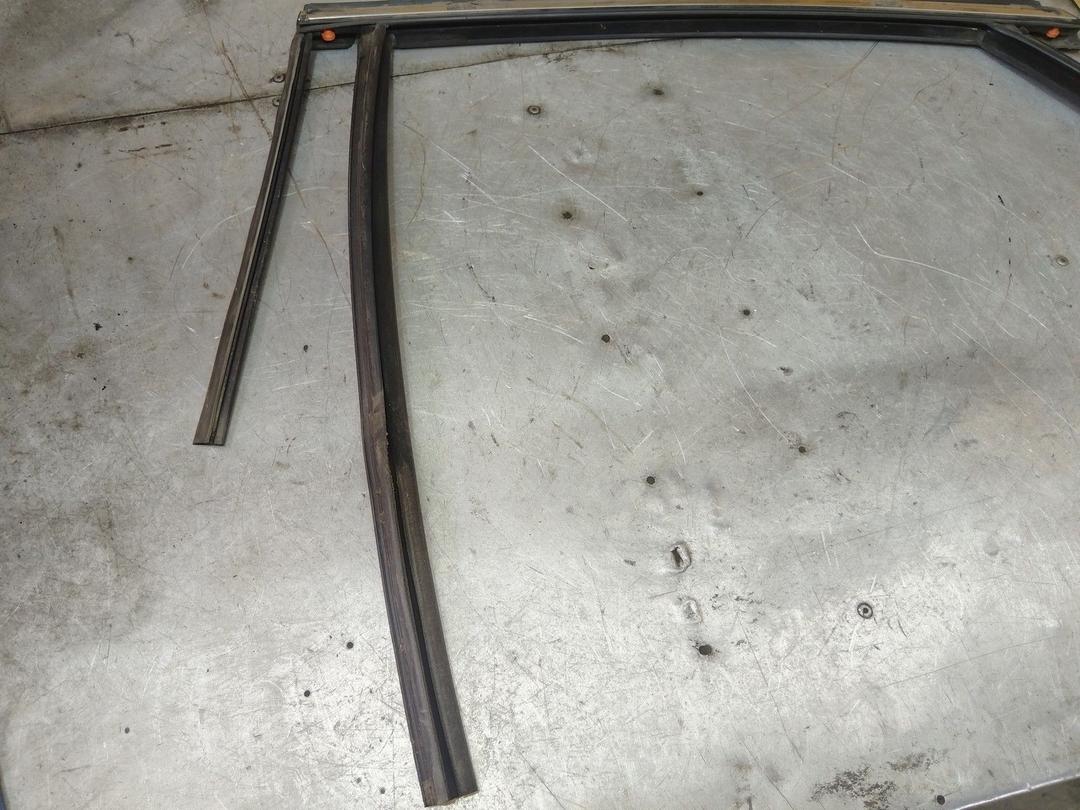 Уплотнитель двери задней левой 47Z720 Ford Fusion купить с доставкой