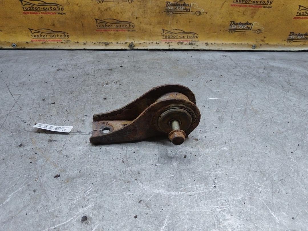 Кронштейн крепления рычага задней подвески 0KM7IA Daewoo Nubira