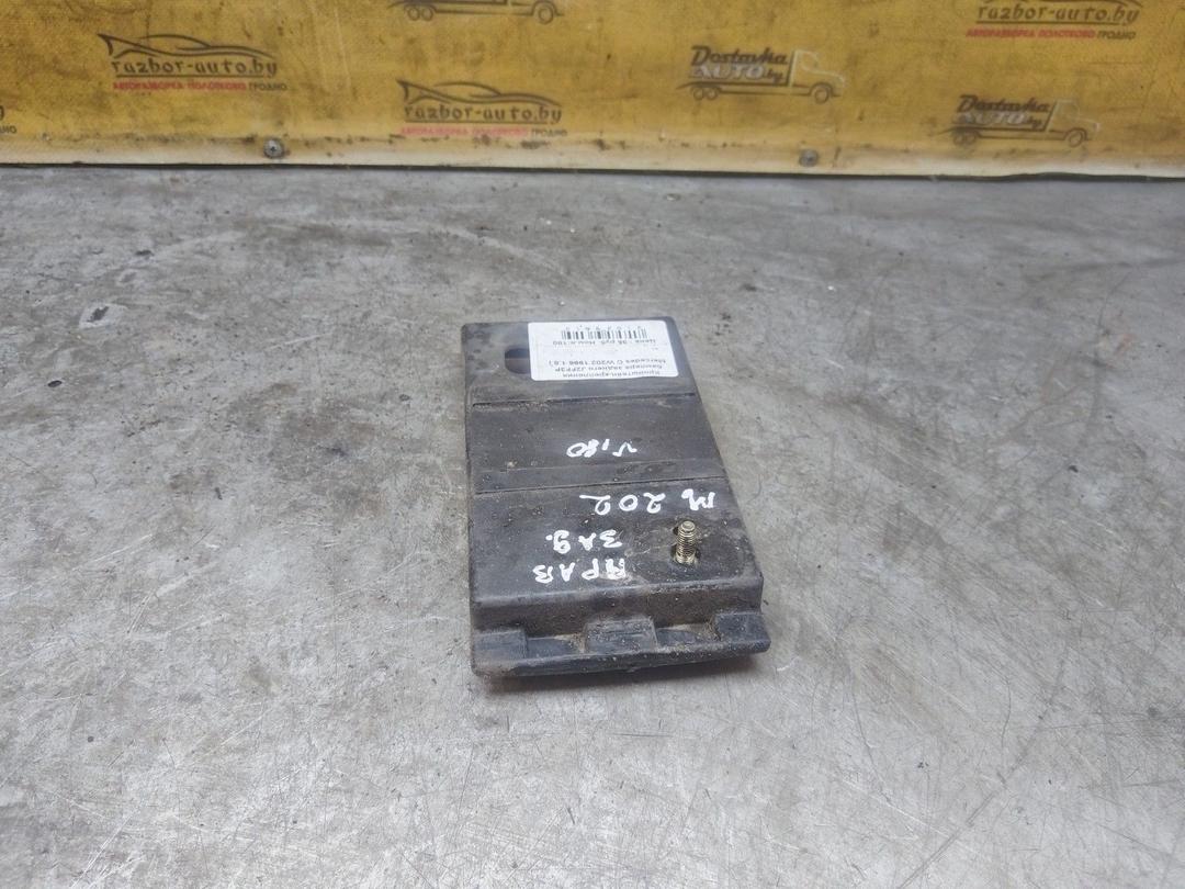 Кронштейн крепления бампера заднего J2FF3P Mercedes C W202 купить с доставкой