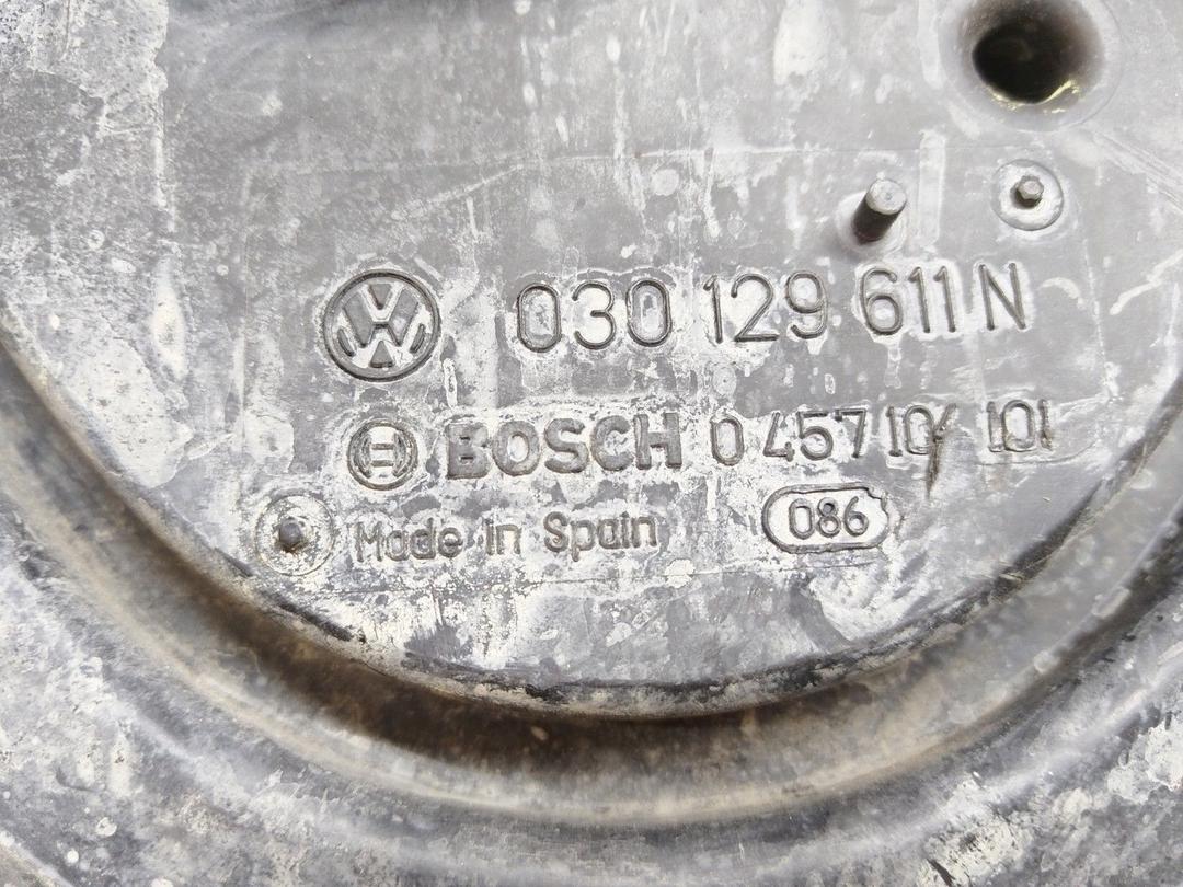 Корпус воздушного фильтра 3M14O0 Volkswagen Polo купить в магазине запчастей бу
