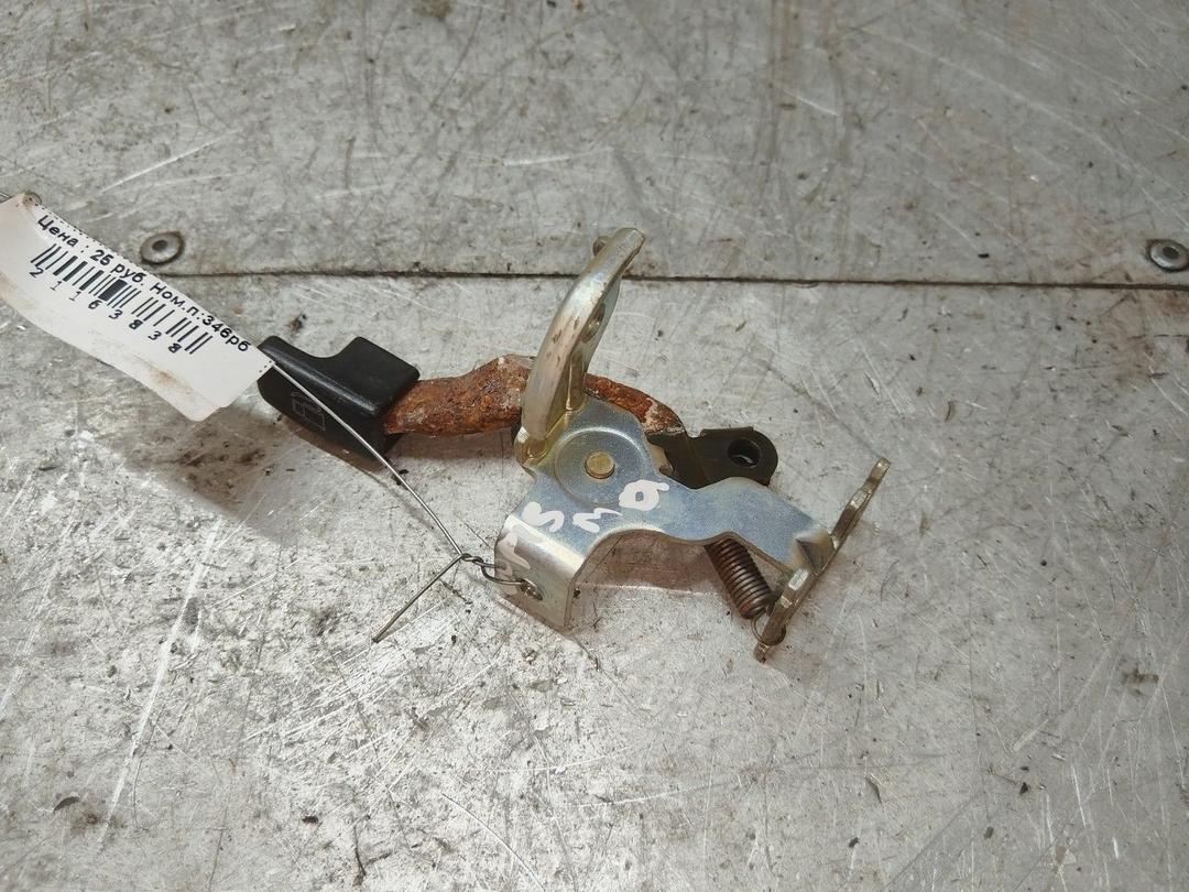 Ручка открытия лючка топливного бака L44665 Mitsubishi Carisma - Фото 1