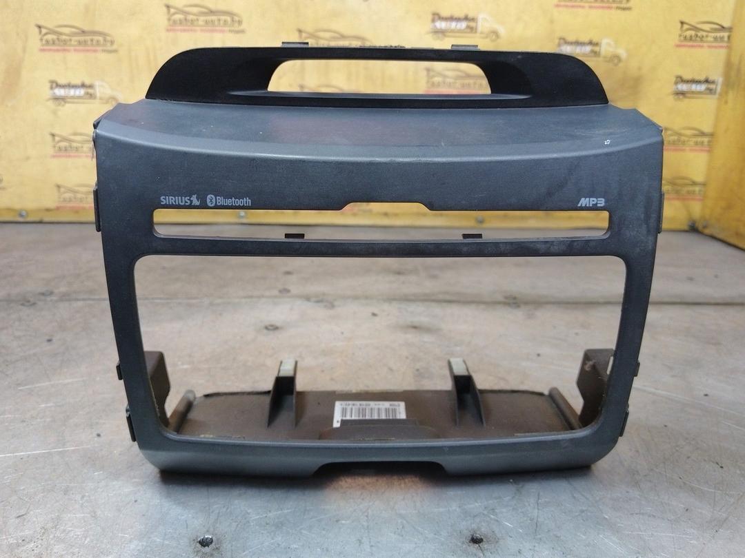 Рамка под магнитолу K0E1DY Kia Sportage - Фото 1