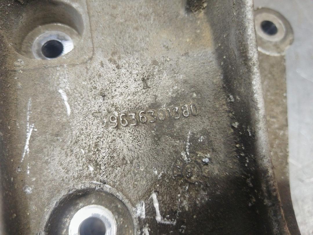 Кронштейн генератора CHRHPA Peugeot 307 - Фото 5