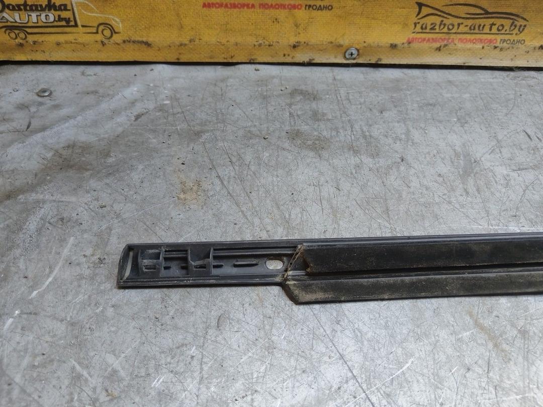 Молдинг стекла двери передней правой наружный 8CRW8I Opel Zafira купить в магазине запчастей бу