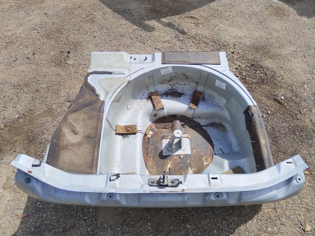 Ниша запасного колеса 7GHZ1D Alfa Romeo 147 купить