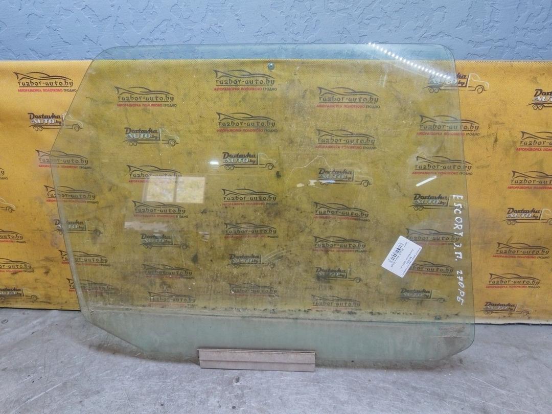 Стекло двери задней правой BA79GV Ford Escort