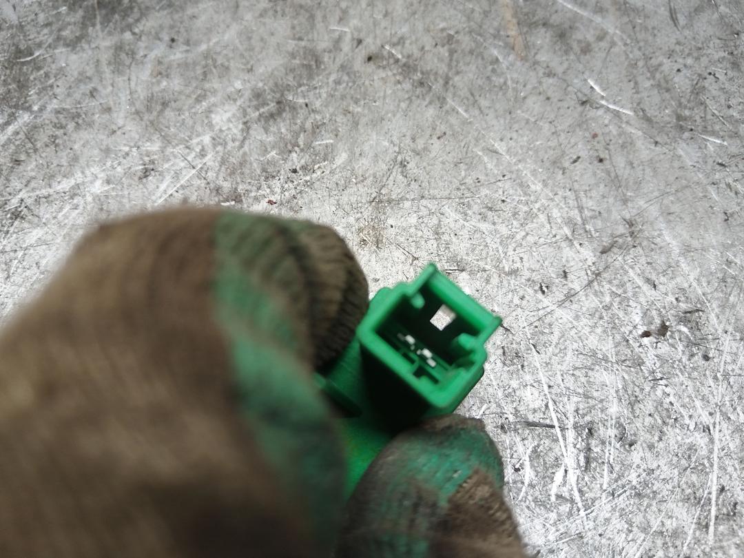 Датчик удара SU317Z Citroen C4 Picasso купить на авторазборке