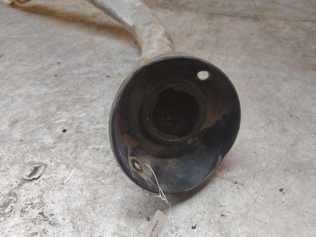 Горловина топливного бака ZH5IS0 Audi 100 - Фото 2