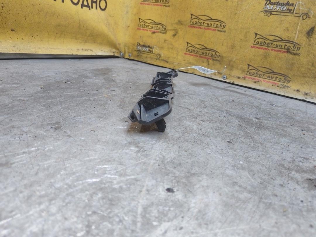 Кронштейн крепления бампера переднего 5NDPD3 Toyota Corolla Verso купить в магазине запчастей бу