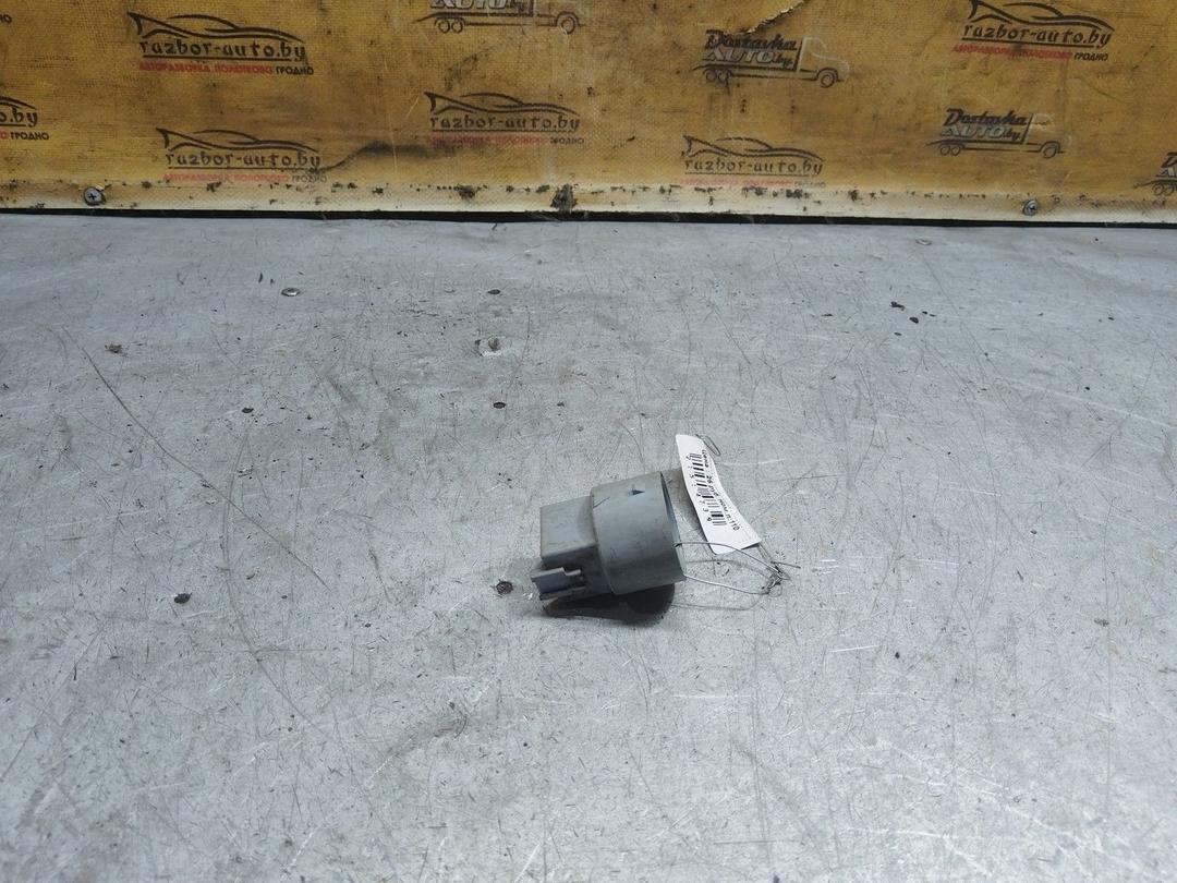 Реле вентилятора Z62B0H Citroen C3