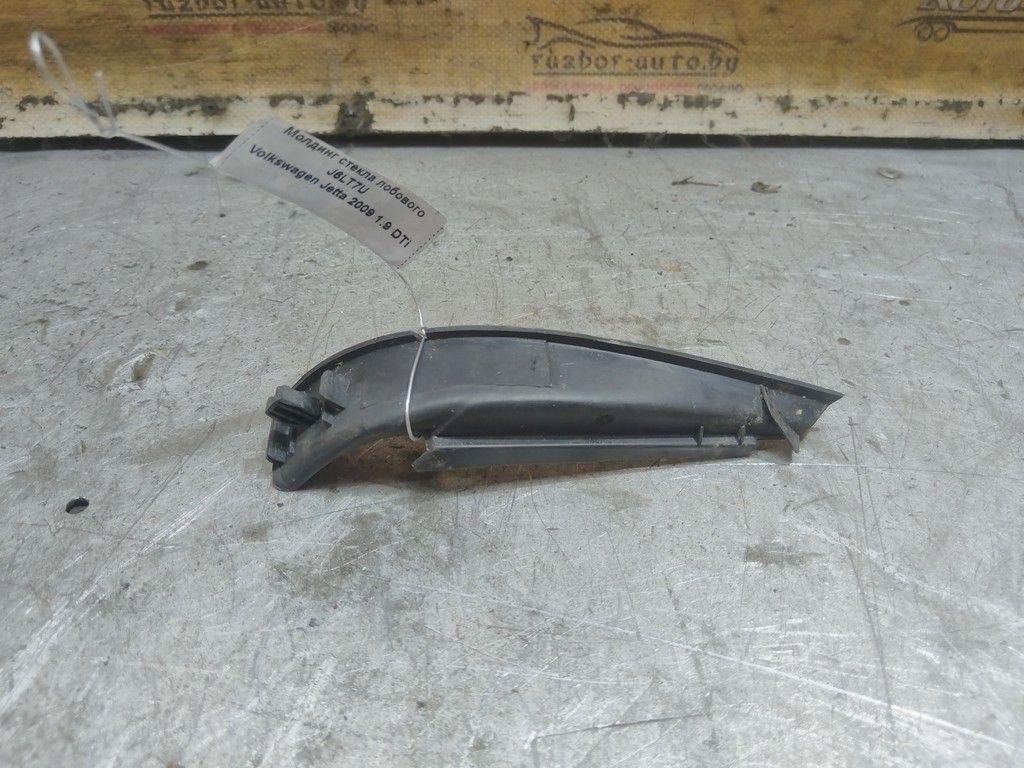 Молдинг стекла лобового J6LT7U Volkswagen Jetta - Фото 2
