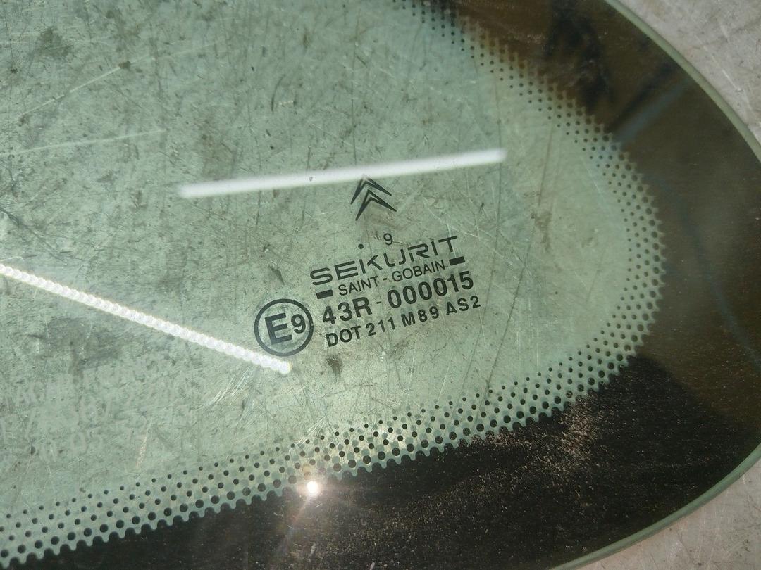 Стекло кузовное боковое левое Z57QMC Citroen Xsara Picasso купить