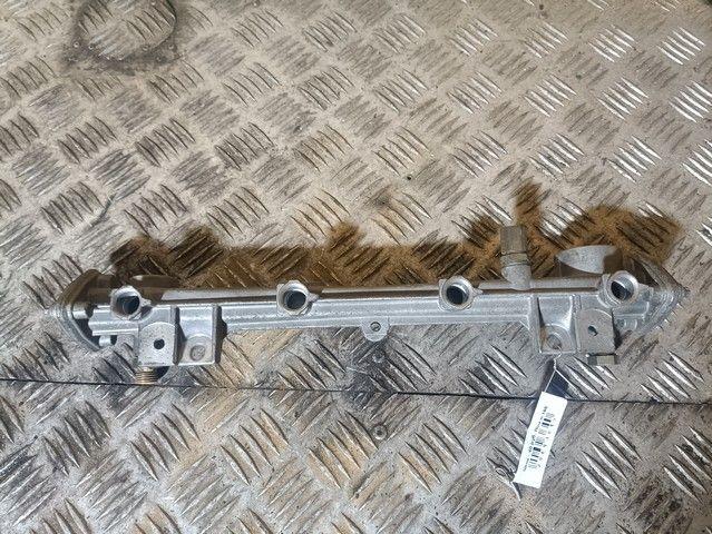 Топливная рампа Z4D1BA Mercedes C W202 купить на авторазборке