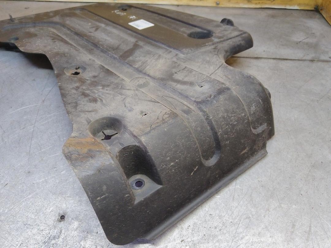 Защита днища DUQ0XP Peugeot 607 - Фото 2