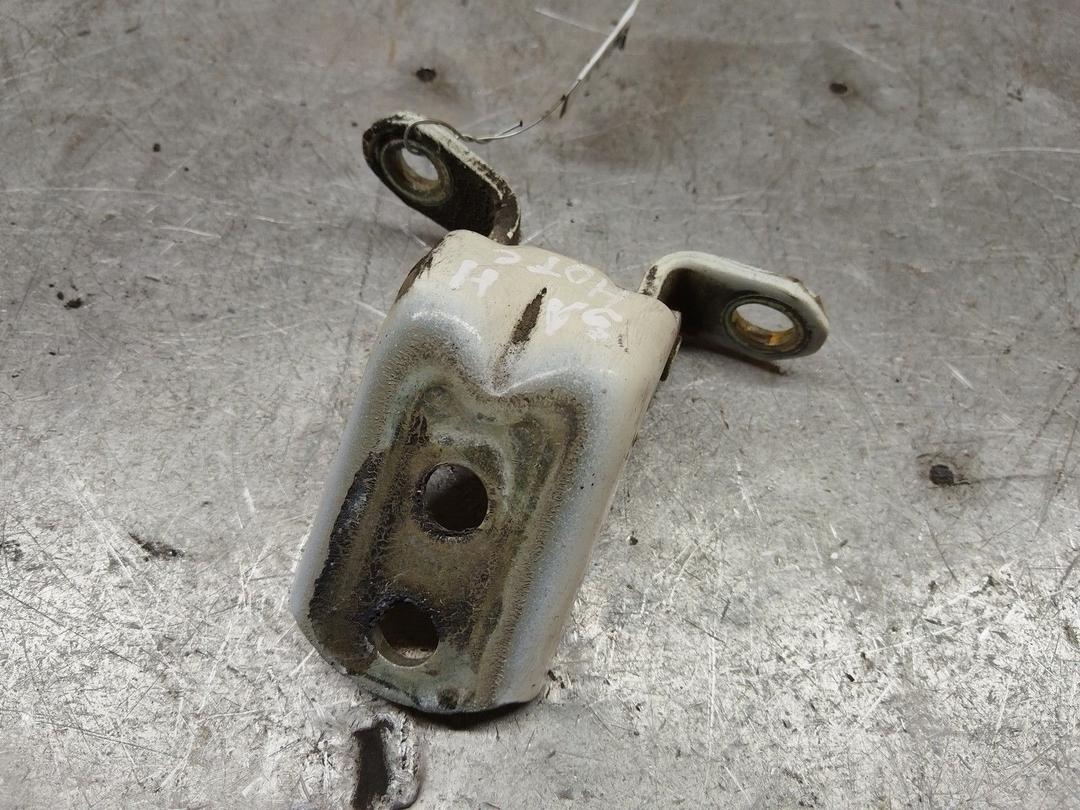 Петля двери задней левой 63QWDH Nissan Note - Фото 1