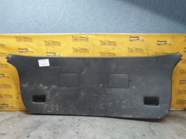 Обшивка крышки багажника 61JPCV Toyota Corolla