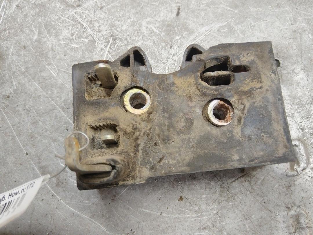 Замок двери задней правой 1KNFQS Audi 80 купить