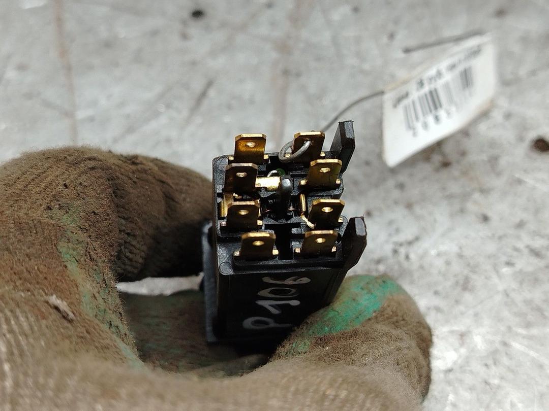 Кнопка аварийной сигнализации 0N9OVW Peugeot 106 - Фото 4