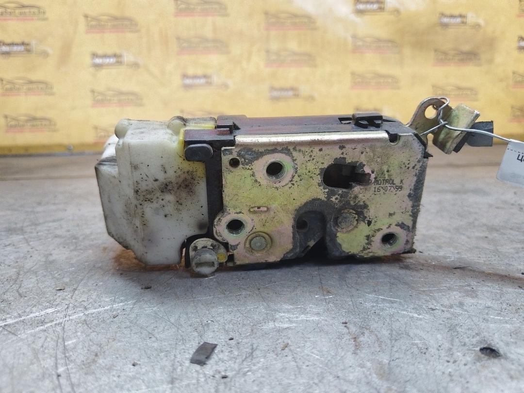 Замок двери задней левой UC5TKZ Fiat Palio