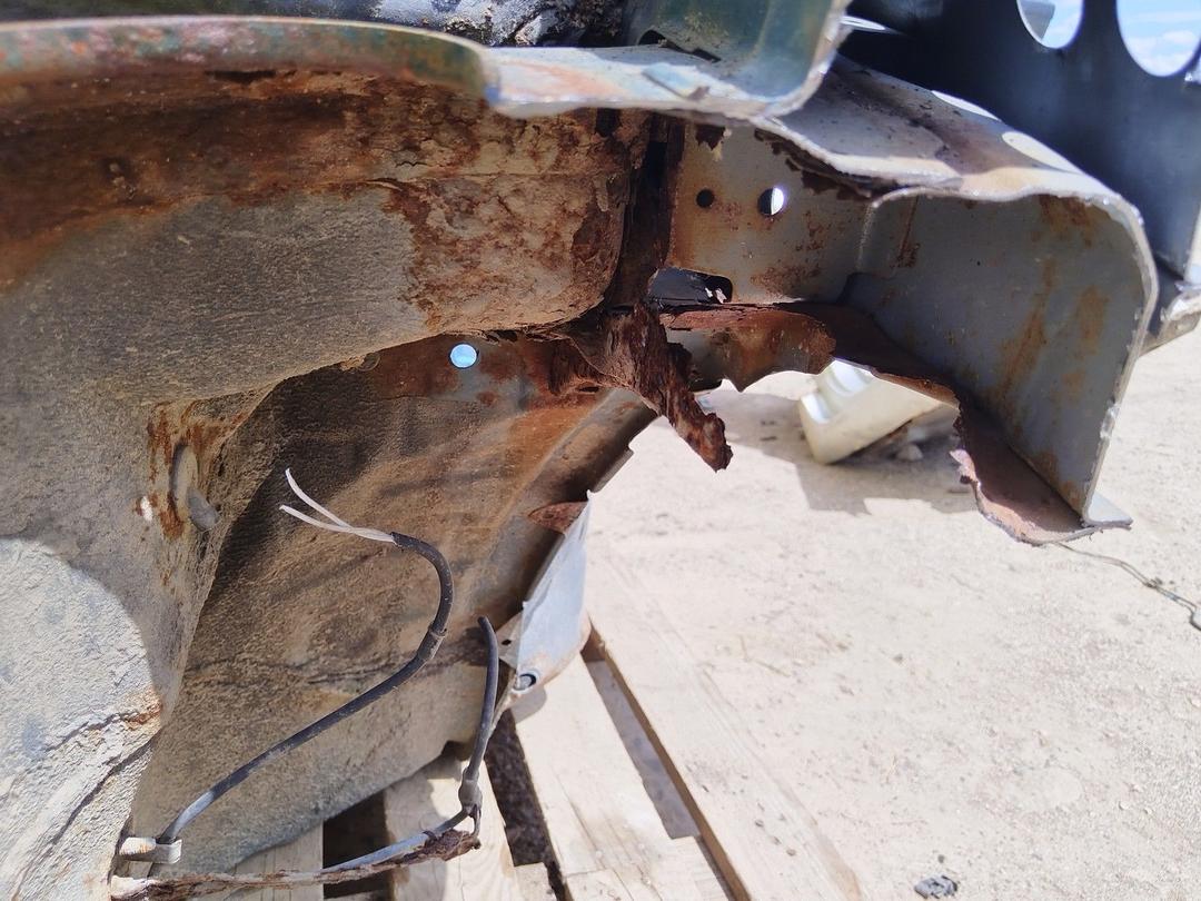 Стойка кузовная передняя левая JJVL39 Mazda Premacy undefined