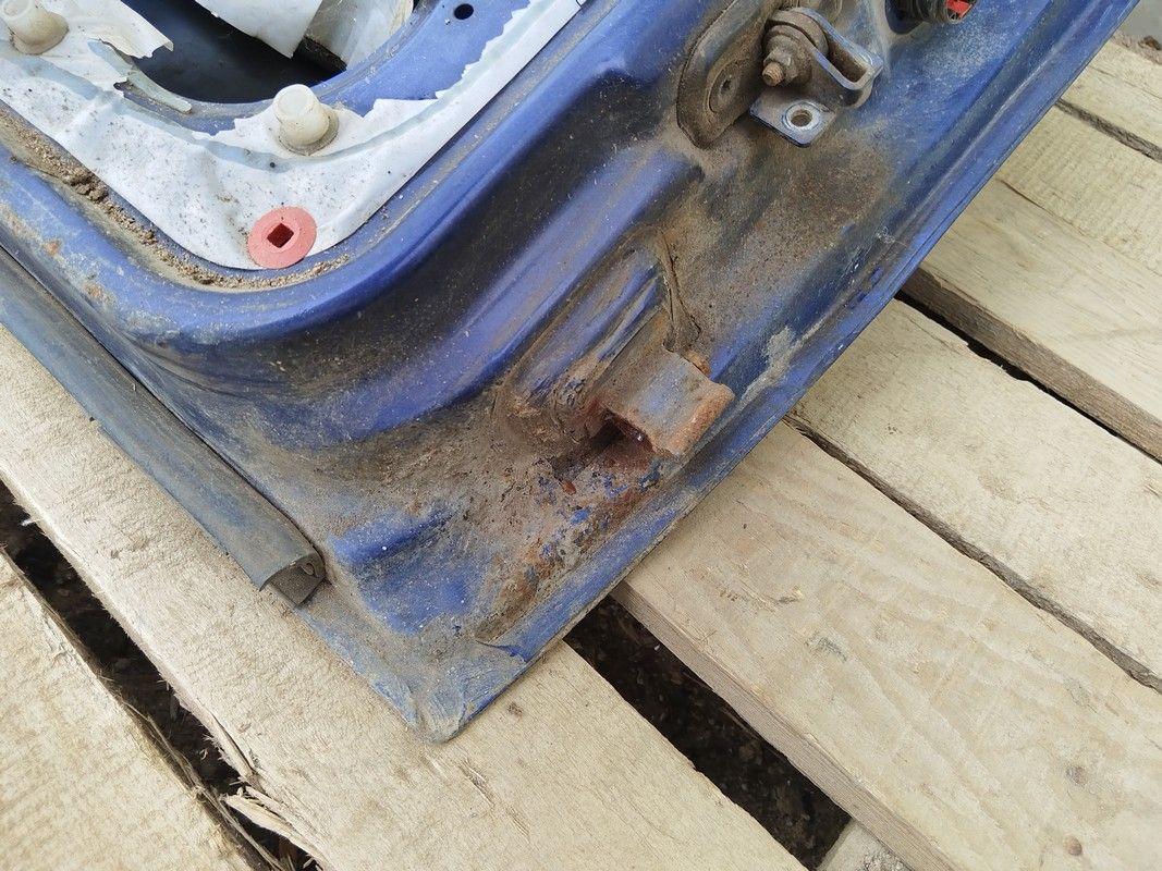 Дверь передняя левая UFZ759 Fiat Palio undefined