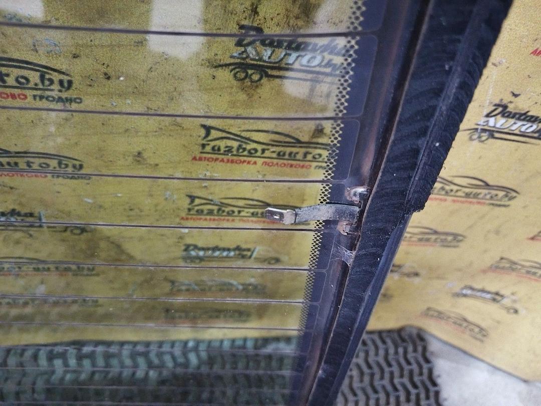 Стекло заднее M5IPU3 Peugeot 406 - Фото 2