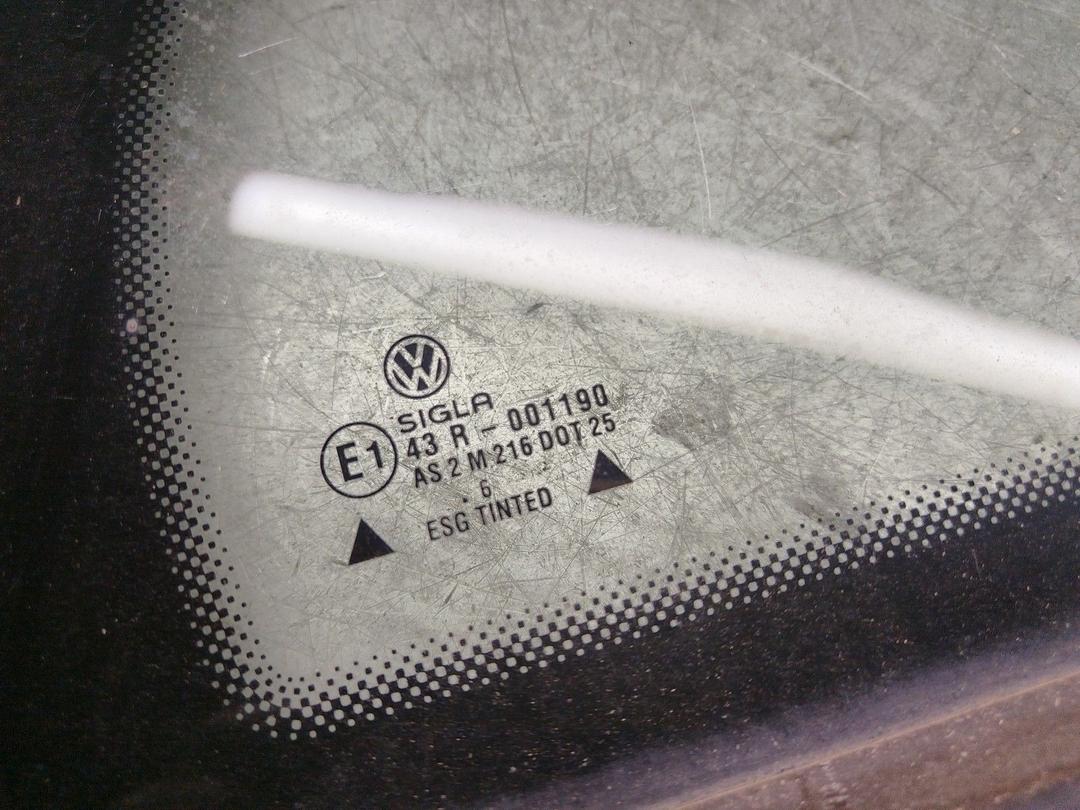 Стекло кузовное боковое правое WN9PX3 Volkswagen Passat купить