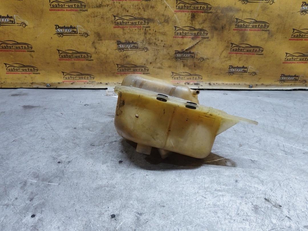 Бачок расширительный 1PHEUG Audi 80 купить в магазине запчастей бу