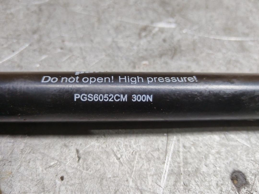 Амортизатор крышки багажника (3-5 двери) ZKFCJC Fiat Punto купить с доставкой. Огромный выбор запчастей и марок авто. У нас есть практически все.