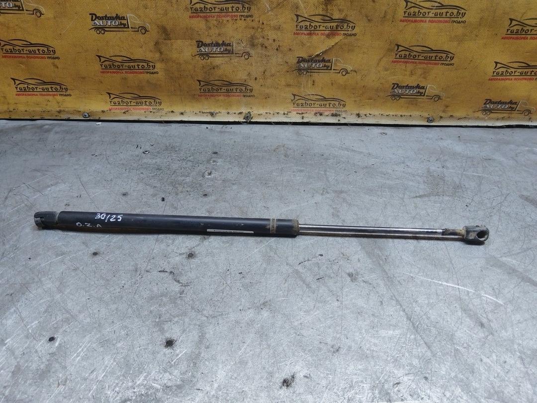 Амортизатор крышки багажника (3-5 двери) 6NH8UW Opel Zafira