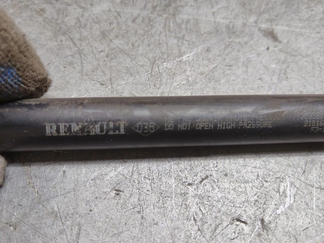 Амортизатор стекла багажника U7PO56 Renault Laguna - Фото 4