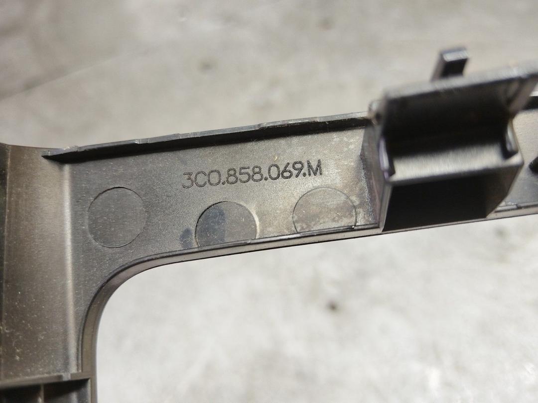 Рамка под магнитолу AL2JKO Volkswagen Passat - Фото 6