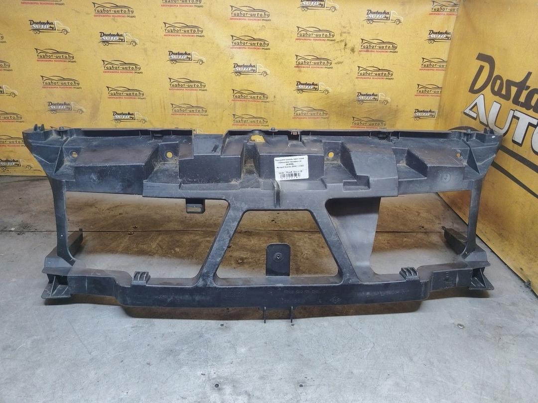 Передняя панель крепления облицовки (телевизор) 0K5M8L Renault Scenic