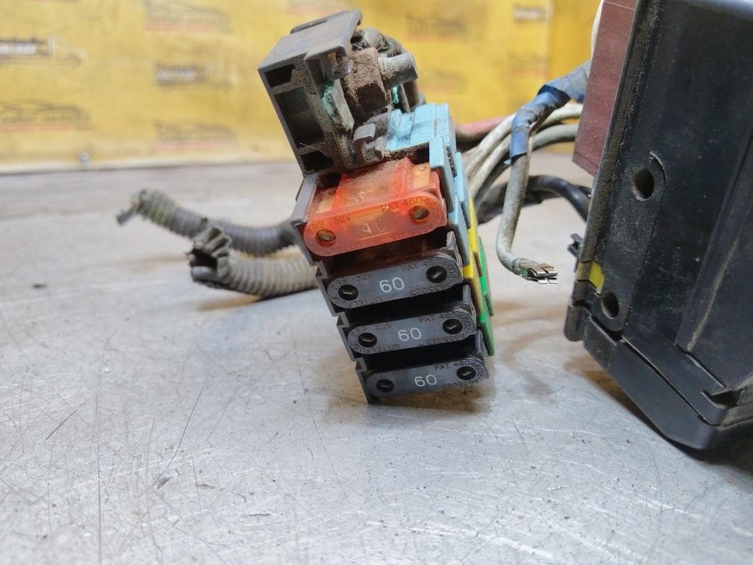 Блок предохранителей 5FV5LV Peugeot 306 - Фото 2