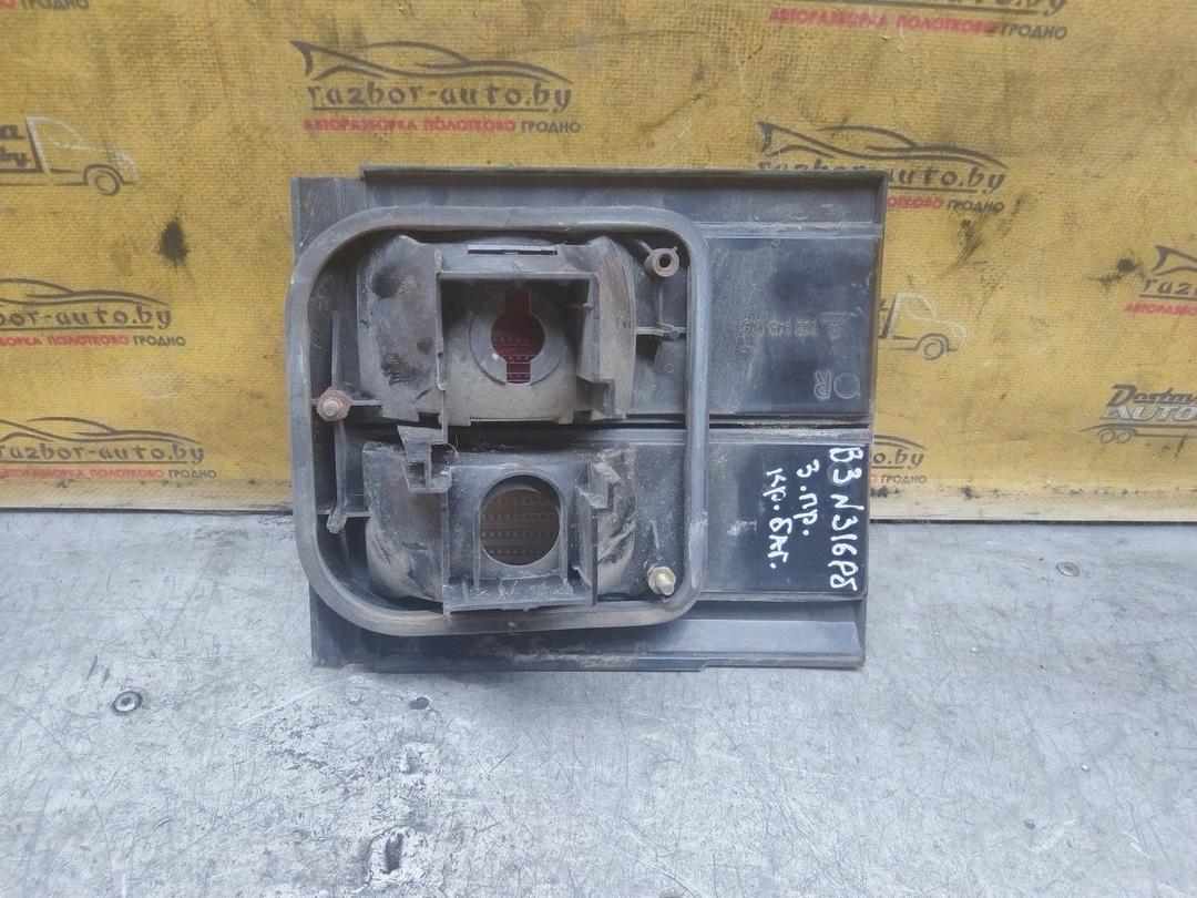 Фонарь крышки багажника правый T486MJ Volkswagen Passat купить на авторазборке