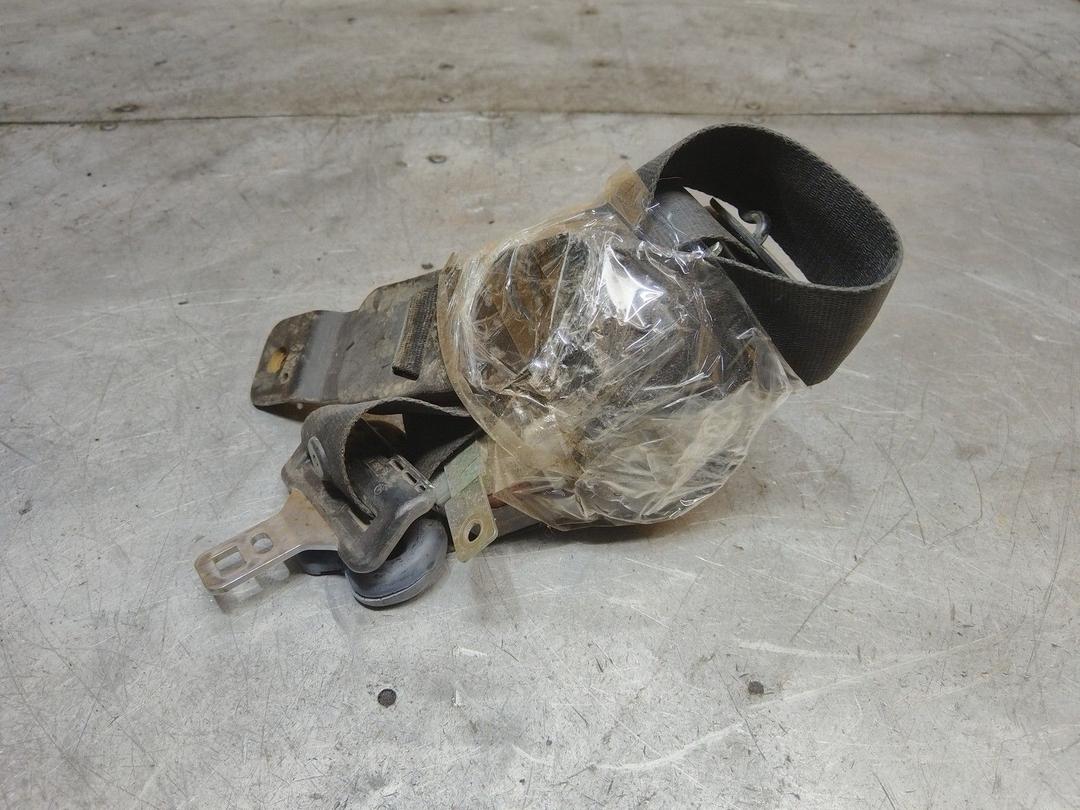 Ремень безопасности передний правый 6JR63M Ford Mondeo купить