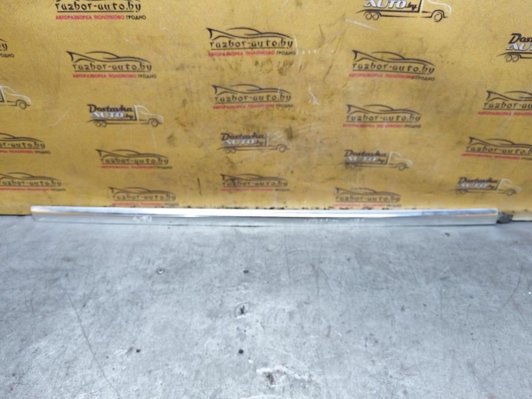 Молдинг стекла заднего 0102R6 Volvo XC70