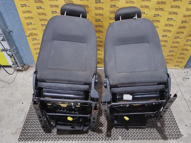 Салон (комплект сидений) YYDWBB Skoda Fabia купить с доставкой. Огромный выбор салонов. У нас есть практически все.