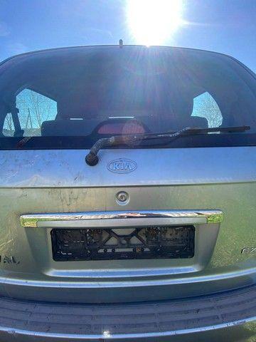 Щеткодержатель задний 8GWEG9 Kia Carnival - Фото 1
