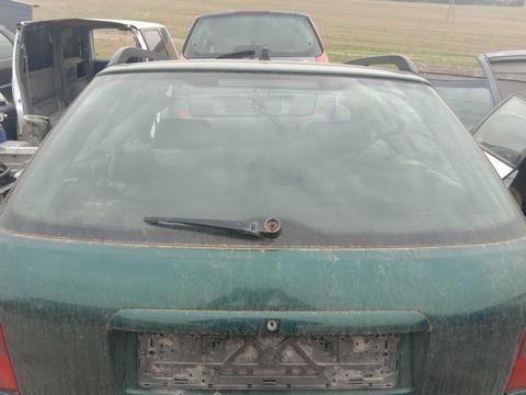 Стекло заднее 287455 Audi A4