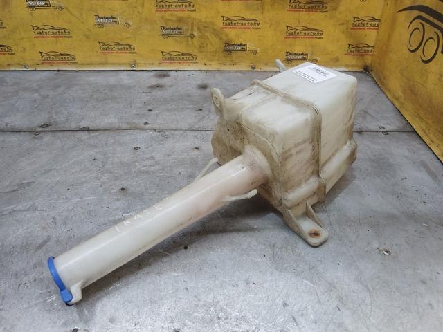 Бачок омывателя 2MQSD8 Hyundai Trajet