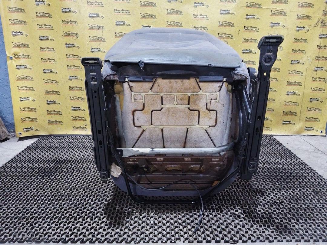 Сиденье переднее ES1WDY Renault Laguna undefined