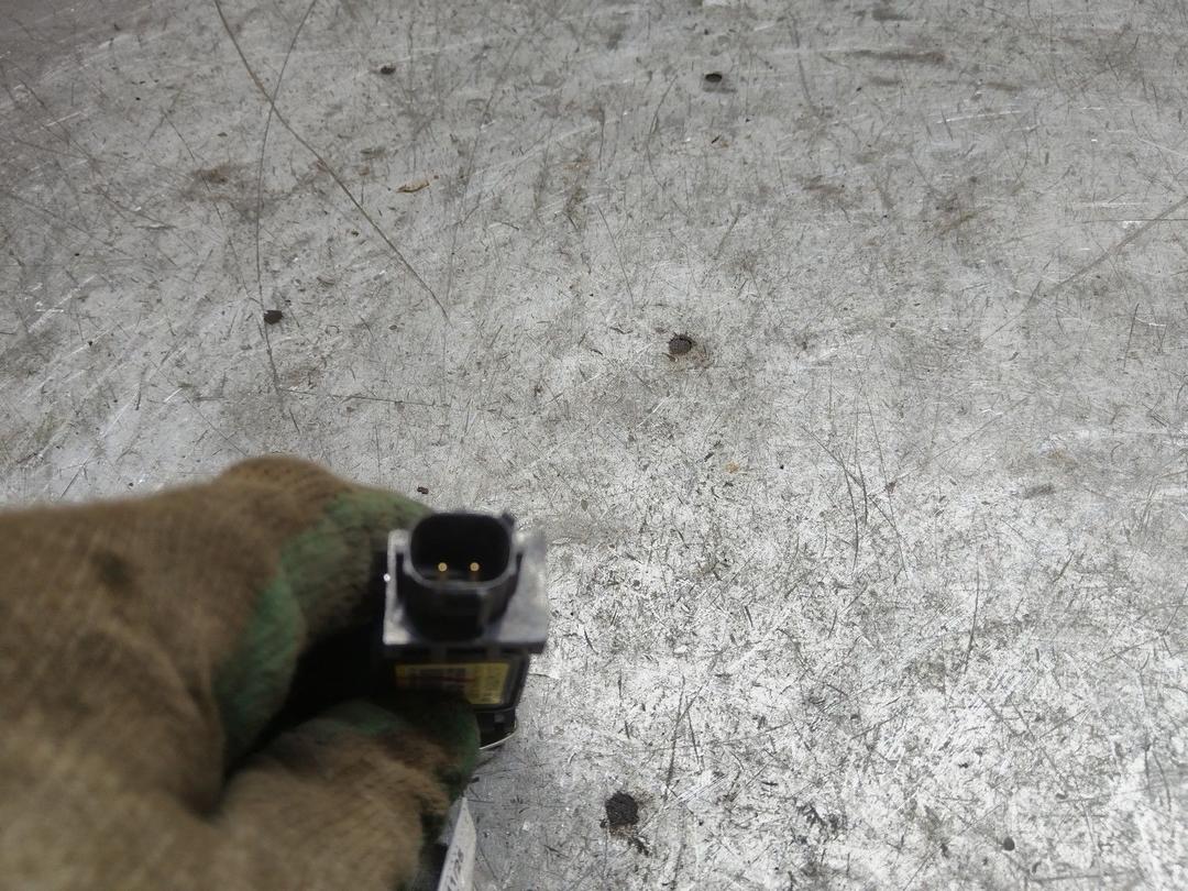 Датчик удара B7JYTR Mitsubishi Grandis купить в магазине запчастей бу