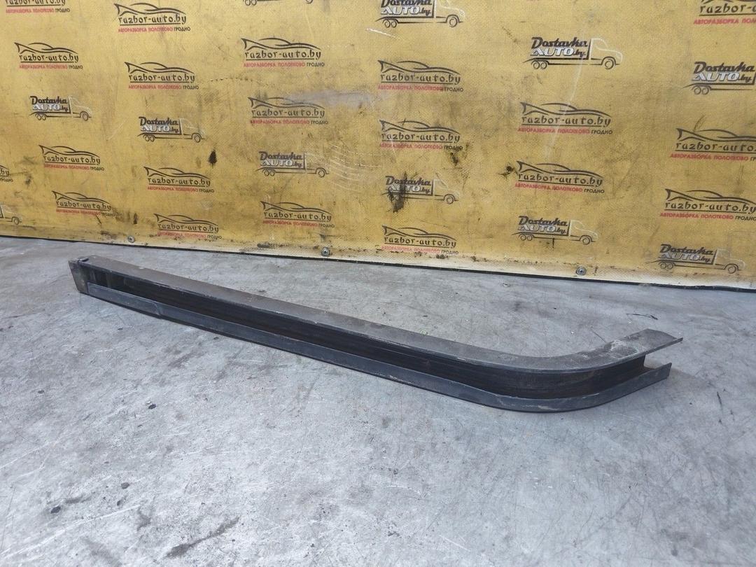 Направляющая сдвижной двери YZT4M9 Citroen Berlingo купить в магазине запчастей бу