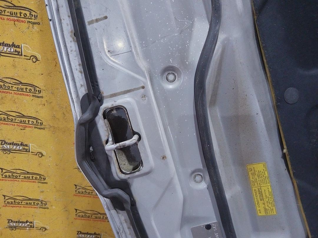 Капот X0BIIU Mitsubishi Grandis undefined